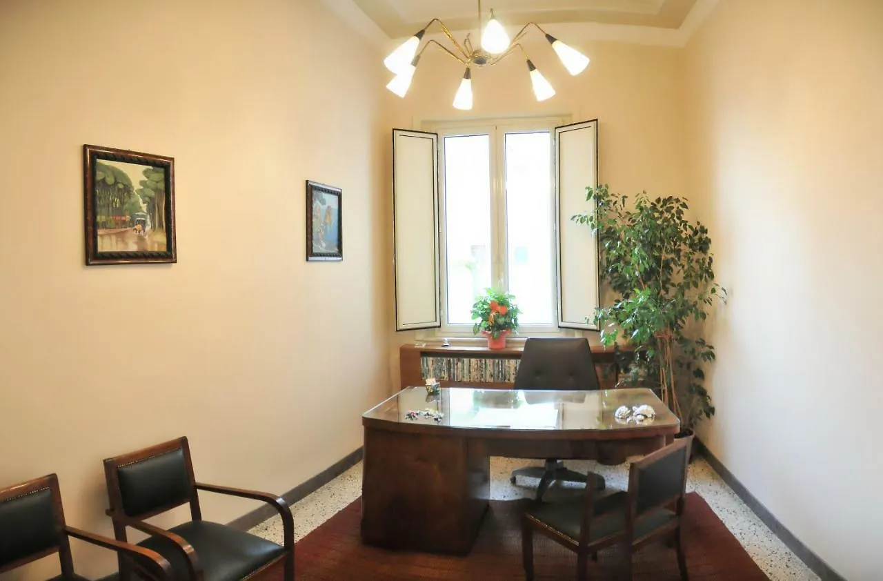 B&B Al Diecisette Catania 2*,